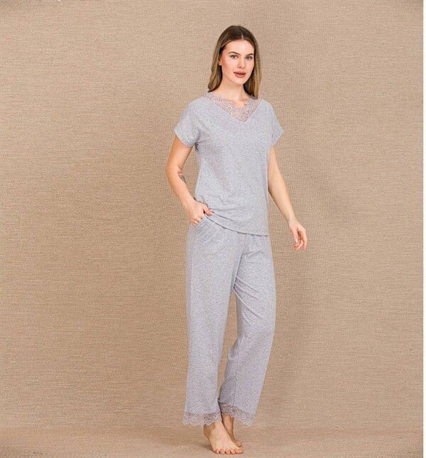 Arias Closet Viskon Şık Tasarım Dantel İşlemeli Gri Kısa Kol Pijama Takımı